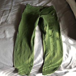 Size XS DoYouEven Pocket Leggings Army Green